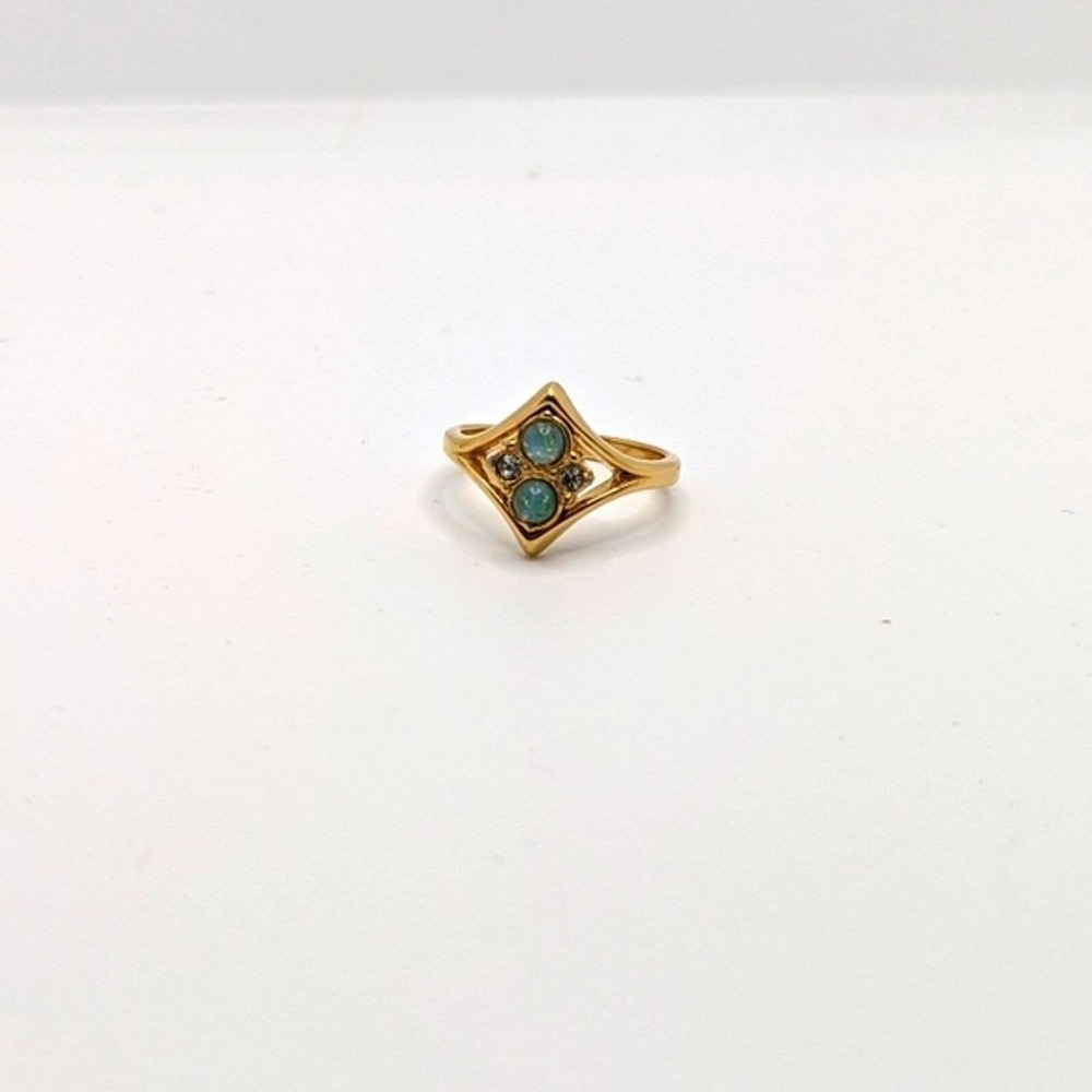 Blue synthetic stones with 2 rhinestone